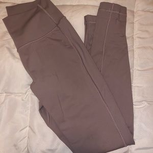 Lululemon wunder unders